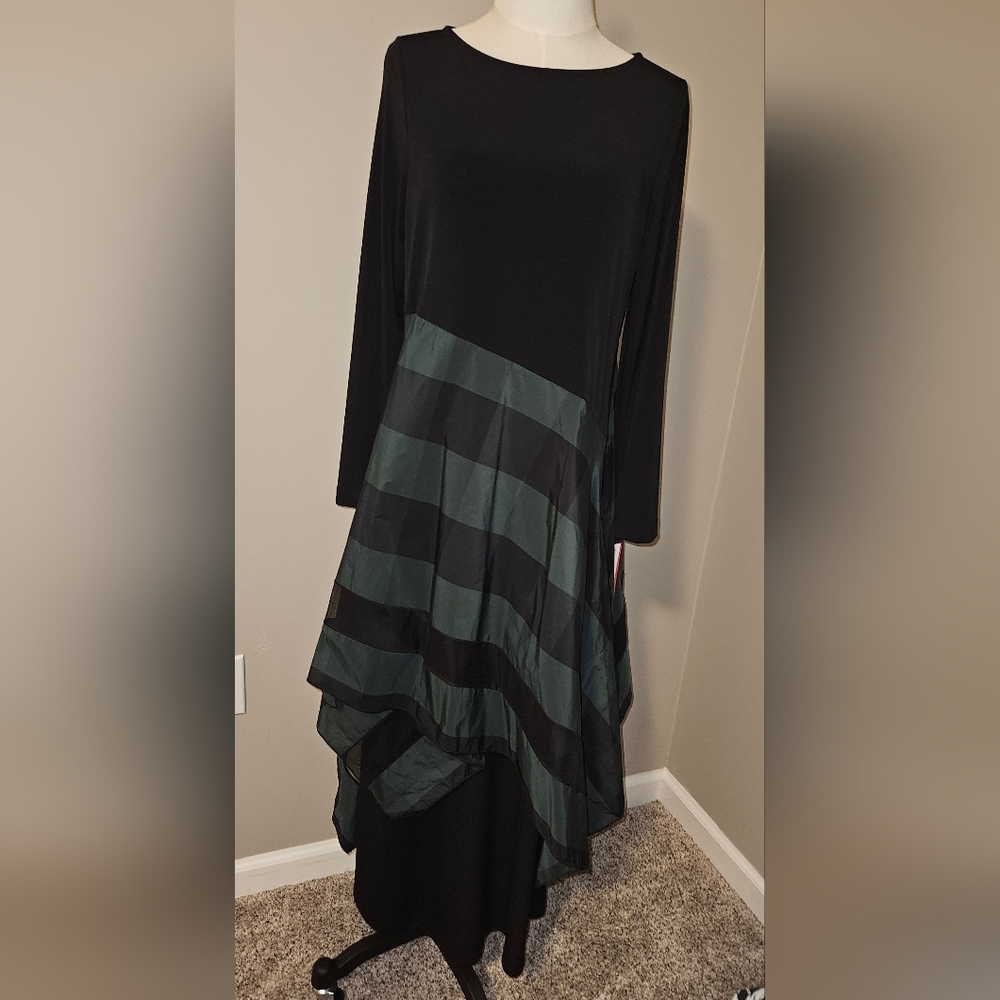 NWT IC Collection Asymetrical Layered Dress: Black & Hunter Green Check: Size- M